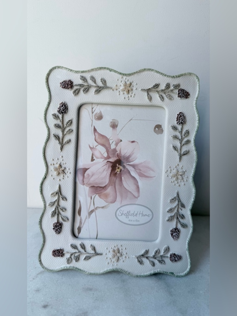 Sheffield Home Embroidered Floral Scalloped Photo Frame for 4”x6” photo